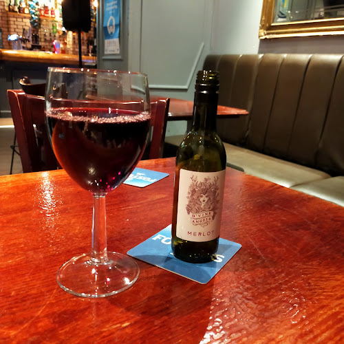 Reviews of MacConnells Bar in Glasgow - Pub