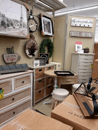 Craft Store «Hobby Lobby», reviews and photos, 6565 N Blackstone Ave, Fresno, CA 93710, USA