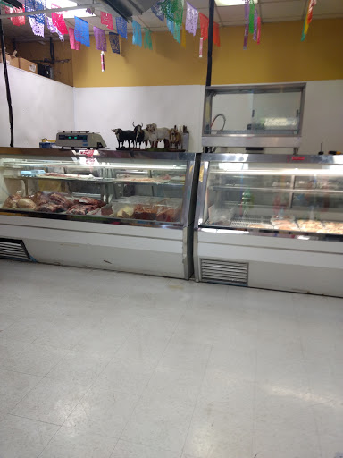 Grocery Store «La Mexicana Grocery Store», reviews and photos, 432 N Main St, West Bend, WI 53090, USA