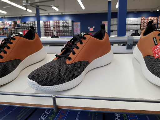 Shoe Store «SKECHERS Factory Outlet», reviews and photos, 5805 Cutting Blvd, El Cerrito, CA 94530, USA