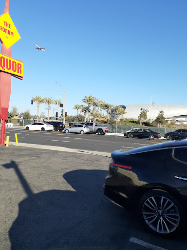 Liquor Store «Forum Liquors», reviews and photos, 801 S Prairie Ave, Inglewood, CA 90301, USA