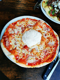 Photos du propriétaire du Pizzeria Pizz'parla familia anciennement l'étoile à Dagneux - n°3