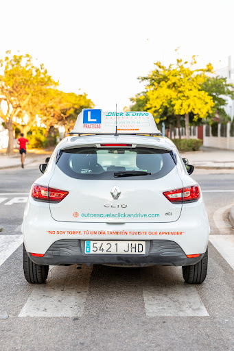 Autoescuela en Marbella online Click & Drive. en Marbella provincia Málaga