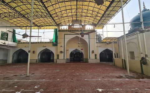 Shahi Mosque image