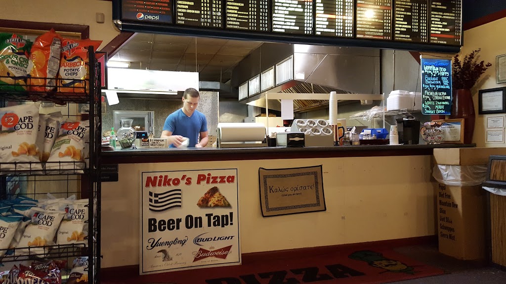 Niko's Pizza 01082