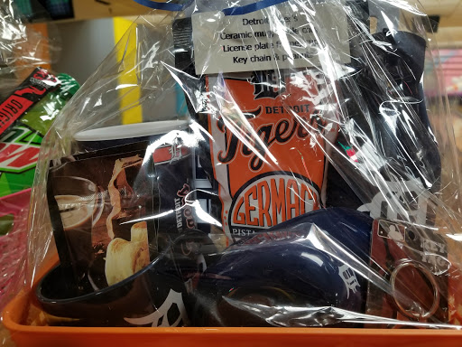 Bowling Alley «Bowl One Lanes», reviews and photos, 1639 E 14 Mile Rd, Troy, MI 48083, USA