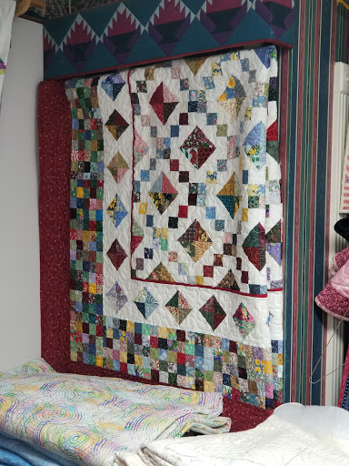 Quilt Shop «Uniquely Yours Quilt Shop», reviews and photos, 2973 Rineyville Rd, Elizabethtown, KY 42701, USA