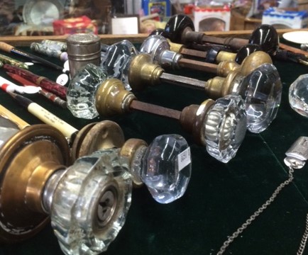 Thrift Store «Nifty Thrifty Thrift Store», reviews and photos, 826 W Railroad Ave, Shelton, WA 98584, USA