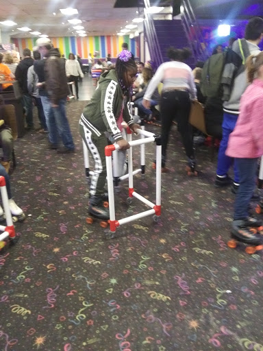 Roller Skating Rink «Skate Estate», reviews and photos, 3401 Vestal Rd, Vestal, NY 13850, USA
