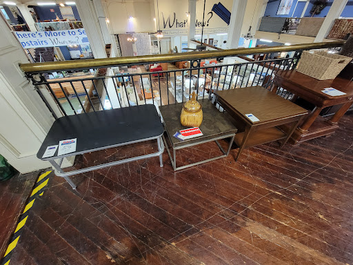 Furniture Store «What’s New? Furniture», reviews and photos, 439 SE Grand Ave, Portland, OR 97214, USA