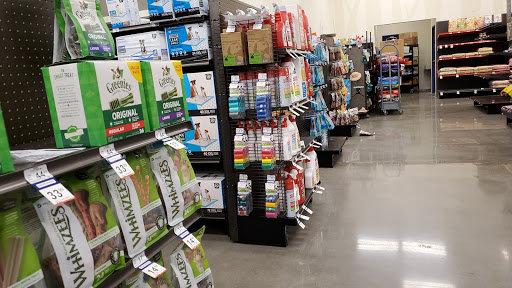 Pet Supply Store «Petco Animal Supplies», reviews and photos, 18200 NW Evergreen Pkwy, Beaverton, OR 97006, USA