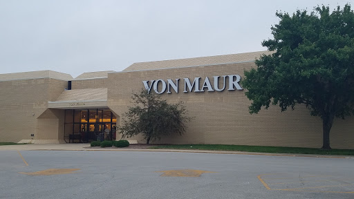 Department Store «Von Maur», reviews and photos, 1350 Hickory Point Mall, Forsyth, IL 62535, USA