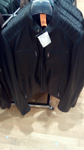 Stores to buy men's jackets Bucharest