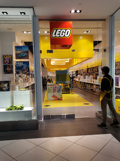 Toy Store «The LEGO Store», reviews and photos, 5 Woodfield Mall, Schaumburg, IL 60173, USA