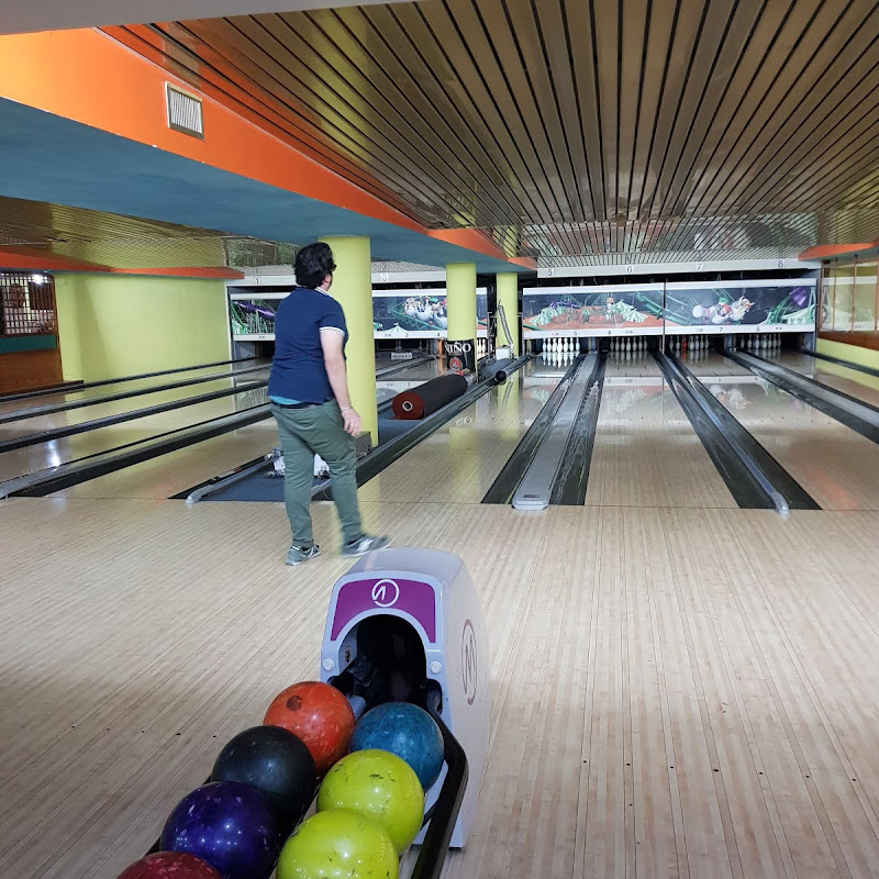 Bowling Panoramic