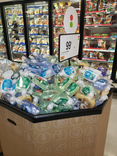 Supermarket «Super Stop & Shop», reviews and photos, 691 Co Op City Blvd, Bronx, NY 10475, USA