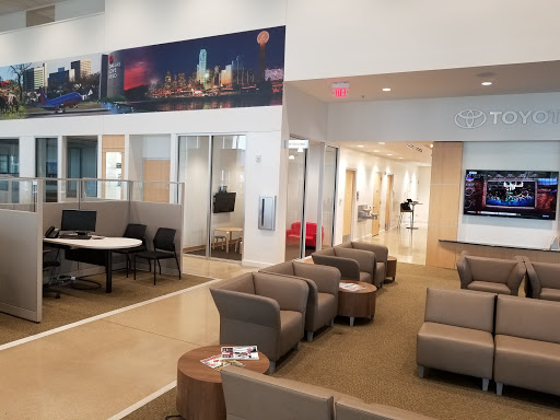 Toyota Dealer «Cowboy Toyota», reviews and photos, 9525 E R L Thornton Fwy, Dallas, TX 75228, USA