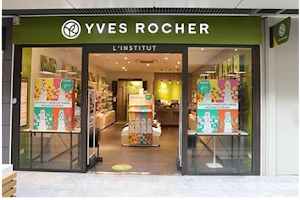 Yves Rocher image