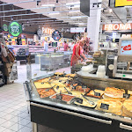 Photo n° 4 de l'avis de Ulrik. fait le 06/07/2018 à 11:36 pour Auchan à Gassin