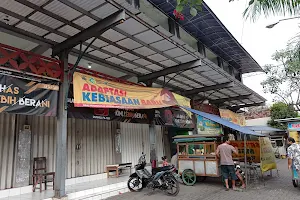 Pasar Telukan image