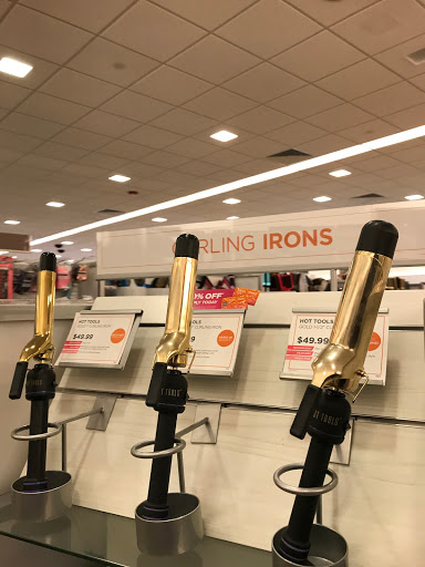 Hair Salon «Ulta Beauty», reviews and photos, 3347 Princeton Rd, Hamilton, OH 45011, USA