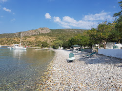 Foto di Vathi beach - luogo popolare tra gli intenditori del relax