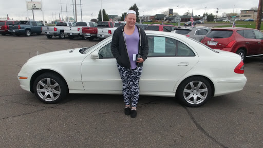 Used Car Dealer «Jackson Auto East», reviews and photos, 135 Century Ave N, Maplewood, MN 55119, USA