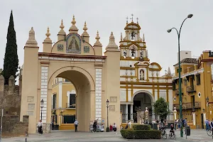 Basílica de la Macarena image