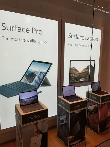Computer Store «Microsoft Store - Dadeland Mall», reviews and photos, 7535 Dadeland Mall Cir W #2416, Miami, FL 33156, USA