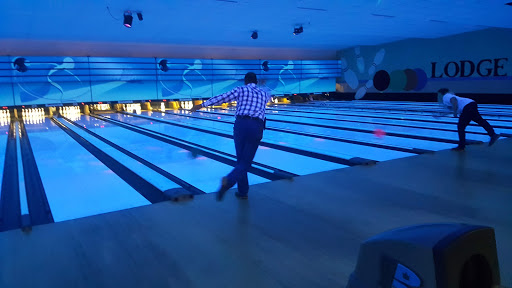 Bowling Supply Shop «Lodge Lanes», reviews and photos, 46255 S Interstate 94 Service Dr, Belleville, MI 48111, USA