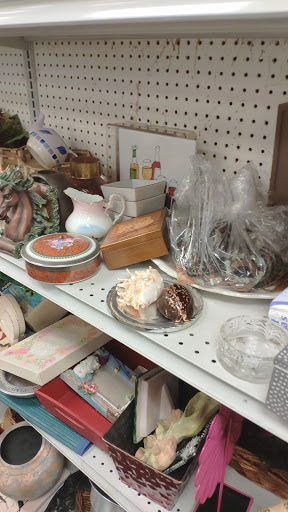 Thrift Store «Goodwill Central Texas Balcones Store», reviews and photos