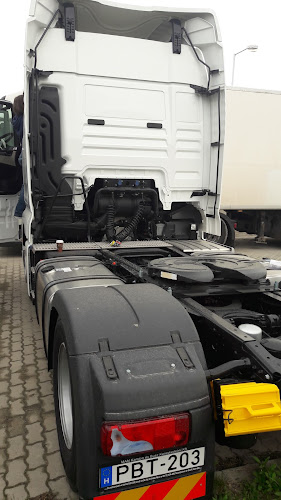 Opinii despre Viarent Kft. - Nyerges vontatók, félpótkocsik, furgonok, kisteherautók. Haszongépjármű bérlés în Szigetszentmiklós - Autókölcsönző