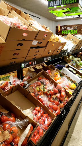 Supermarket «ALDI», reviews and photos, 3301 N State Rd 7, Lauderdale Lakes, FL 33319, USA