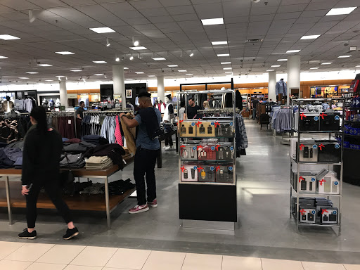 Tiendas para comprar vaqueros Charlotte