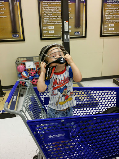 Sporting Goods Store «Academy Sports + Outdoors», reviews and photos, 7171 N Davis Hwy, Pensacola, FL 32504, USA