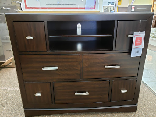 Furniture Store «Value City Furniture», reviews and photos, 2720 N Mall Dr, Virginia Beach, VA 23452, USA