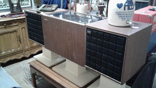 Flea Market «Caldwell Antique Mall & Flea Market», reviews and photos, 5600 Wheeling Ave, Muncie, IN 47304, USA