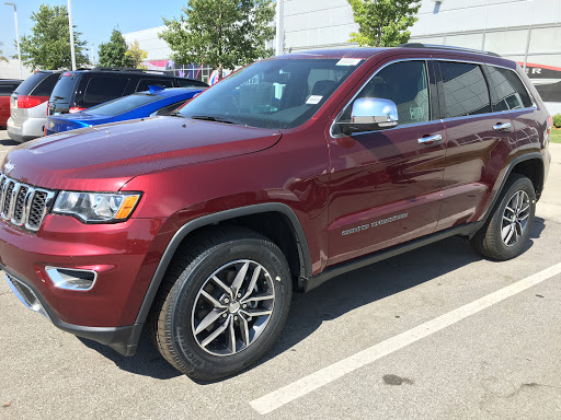 Car Dealer «Stew Hansen Dodge Ram Chrysler Jeep», reviews and photos, 12103 Hickman Rd, Des Moines, IA 50323, USA