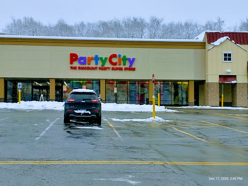 Shopping Mall «Southland Four Seasons Shopping Center», reviews and photos, 600 Clairton Blvd, Pittsburgh, PA 15236, USA