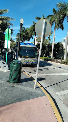 Shopping Mall «Fifth and Alton», reviews and photos, 1100 6th St, Miami Beach, FL 33139, USA