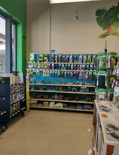 Pet Supply Store «Pet Supplies Plus», reviews and photos, 7315 Mentor Ave, Mentor, OH 44060, USA