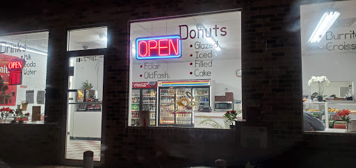 Donut Shop «Donut Palace», reviews and photos, 732 N Pine St, DeRidder, LA 70634, USA