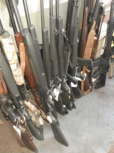 Pawn Shop «Mr Money Pawn & Gun Inc», reviews and photos, 3315 E Hillsborough Ave, Tampa, FL 33610, USA