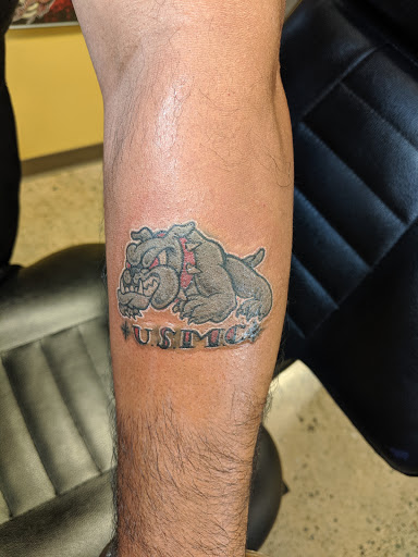 Tattoo Shop «Lucky Strike Tattoo and Body Piercing», reviews and photos, 115 E Broad St Ste 100, Quakertown, PA 18951, USA