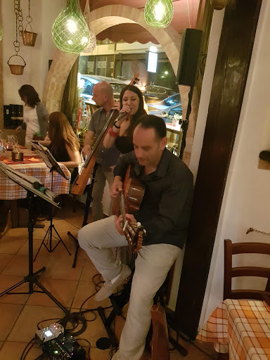 Jazz and conversation bistro - bistrot mediterraneo