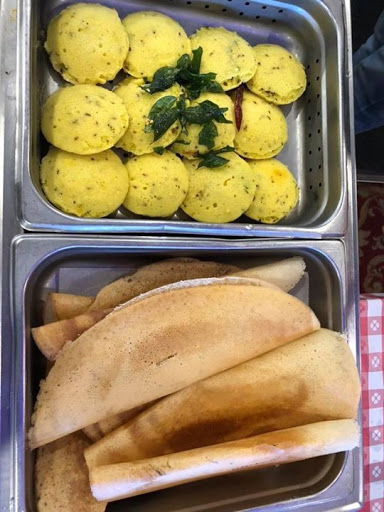 Indian Restaurant «India Spice House - Indian Restaurant and Grocery in Eden Prairie, MN», reviews and photos, 8445 Joiner Way, Eden Prairie, MN 55344, USA