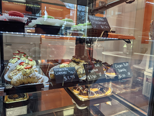 Shopping Mall «The Westover Gallery of Shops», reviews and photos, 1420 Westover Terrace, Greensboro, NC 27408, USA