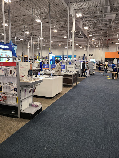 Electronics Store «Best Buy», reviews and photos, 1851 Sunrise Hwy, Bay Shore, NY 11706, USA