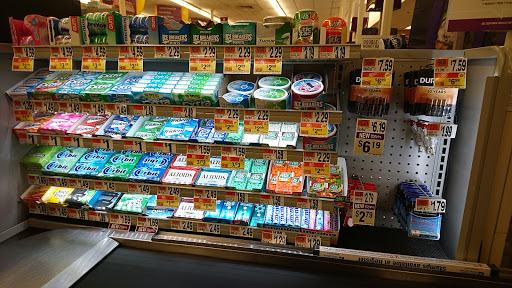 Grocery Store «Stop & Shop», reviews and photos, 225 Upper Main St, Edgartown, MA 02539, USA