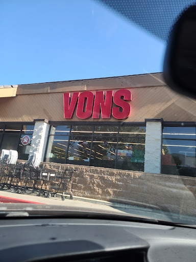 Grocery Store «Vons», reviews and photos, 550 E Baseline Rd, Claremont, CA 91711, USA